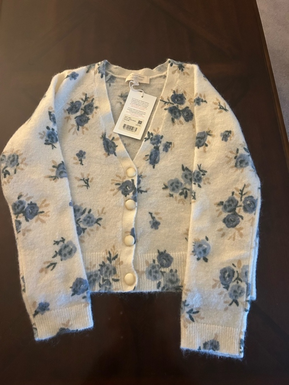 Sézane Nerys Cardigan Cream Floral V-Neck Button Cardigan Sweater BNWT - Picture 3 of 7